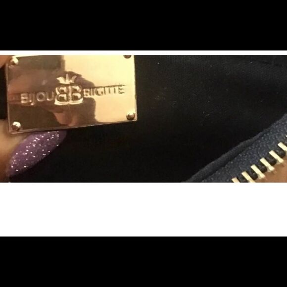 Bijou Brigitte Crossbody & Single Handle Handbag. - Picture 9 of 12